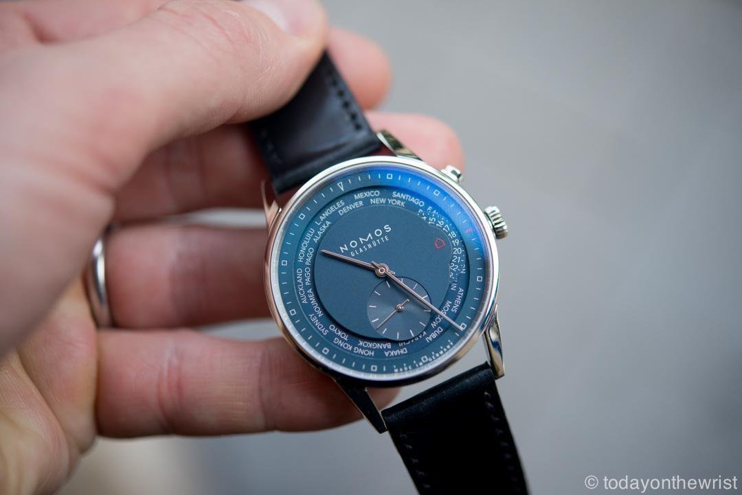 Nomos Zürich Weltzeit true blue - все о часах